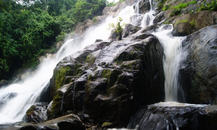 falls-hahoma-water-falls-750x450